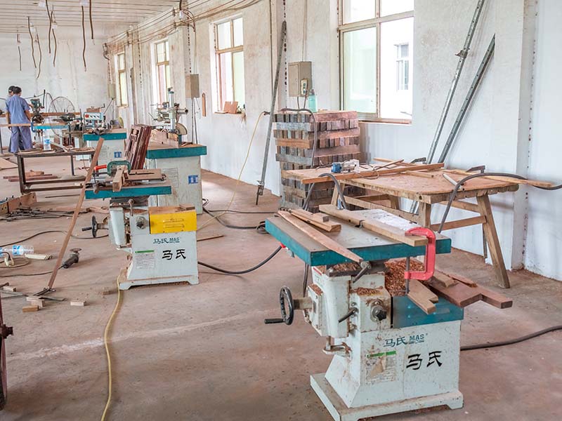 娄烦楼梯油漆修复费用